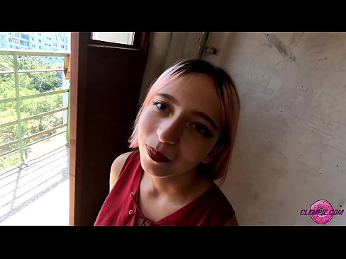 ❤️ Studenta Sensuĉa Suĉas Fremdulon en la Dezerto - Cum Sur Lia Vizaĝo ️ Hejmfarita porno ĉe ni ❤